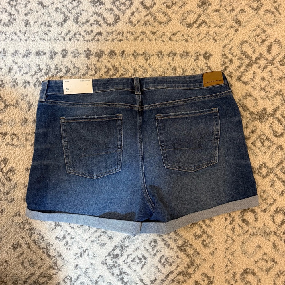 American Eagle The Dream Short